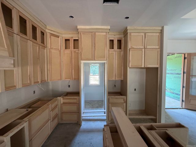 1 Silver Fox Cove, Greenbrier, AR 72058