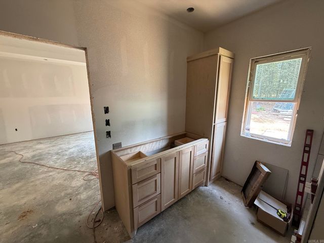 1 Silver Fox Cove, Greenbrier, AR 72058