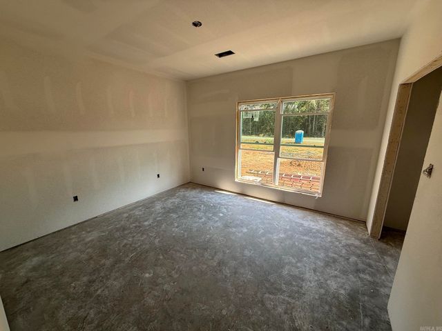 1 Silver Fox Cove, Greenbrier, AR 72058