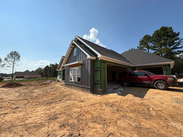 1 Silver Fox Cove, Greenbrier, AR 72058