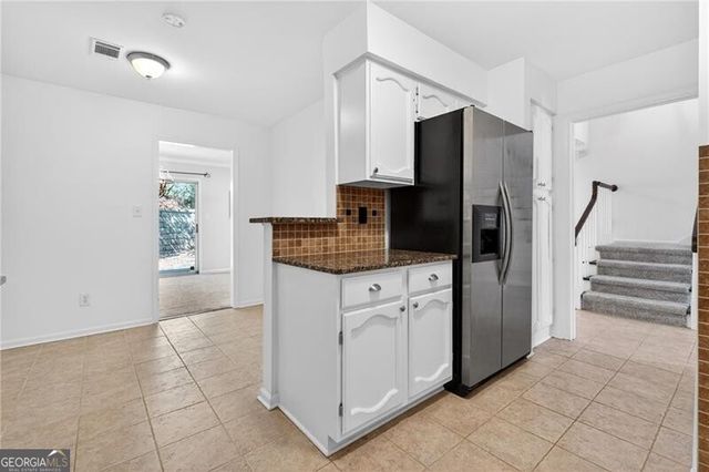 4590 VILLAGE OAKS Circle, Dunwoody, GA 30338