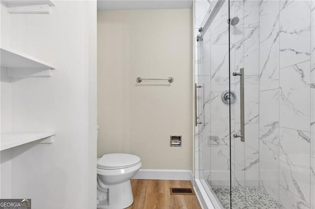 4590 VILLAGE OAKS Circle, Dunwoody, GA 30338