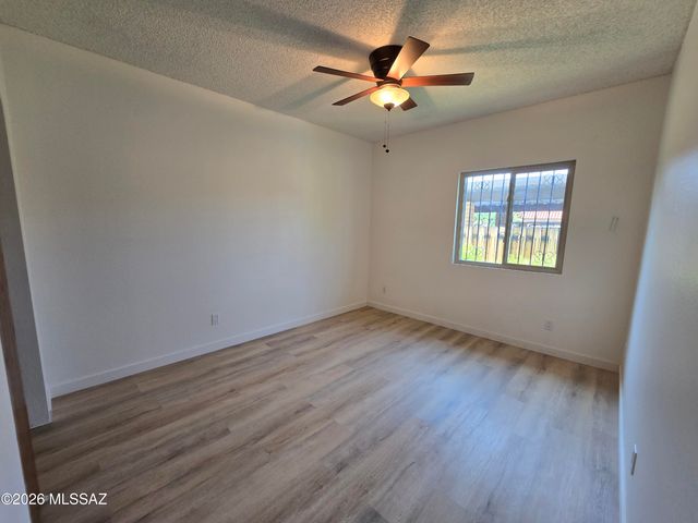 8919 E Calle Norlo, Tucson, AZ 85710