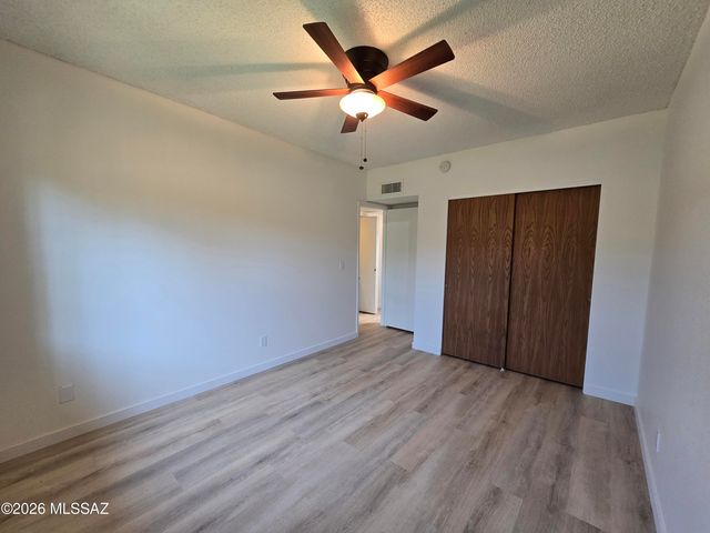 8919 E Calle Norlo, Tucson, AZ 85710