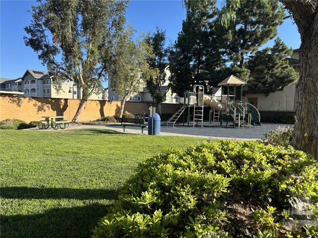 41737 Ridgewalk St. 1, Murrieta, CA 92562