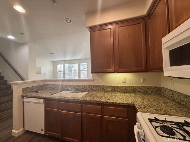 41737 Ridgewalk St. 1, Murrieta, CA 92562