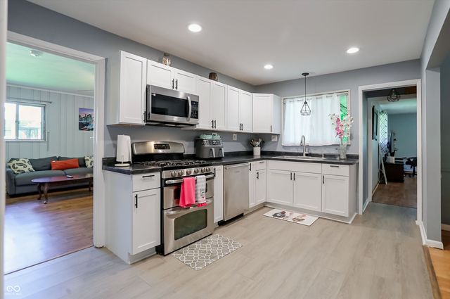 1152 E Cragmont Drive, Indianapolis, IN 46227