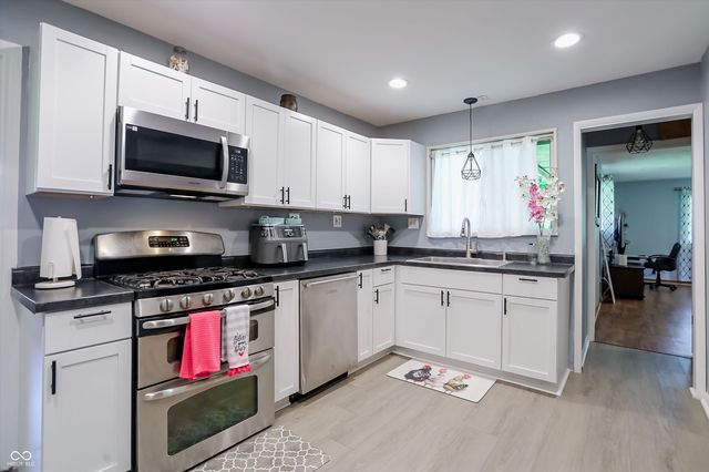 1152 E Cragmont Drive, Indianapolis, IN 46227