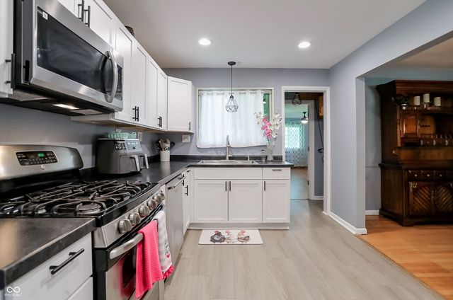 1152 E Cragmont Drive, Indianapolis, IN 46227