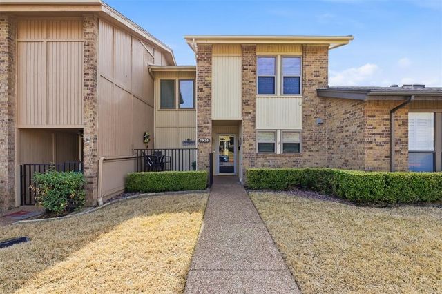 2923 Shady Knoll Lane, Bedford, TX 76021