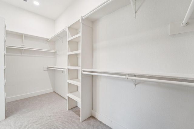 320 E Main Street, La Porte, TX 77571