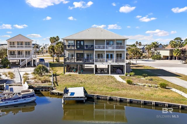216 Shoreland Circle B, Gulf Shores, AL 36542