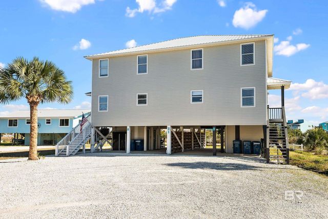 216 Shoreland Circle B, Gulf Shores, AL 36542