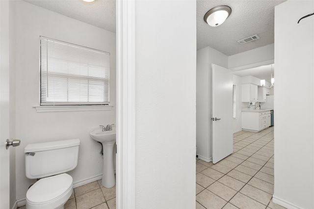 3908 Winston Drive, Denton, TX 76210