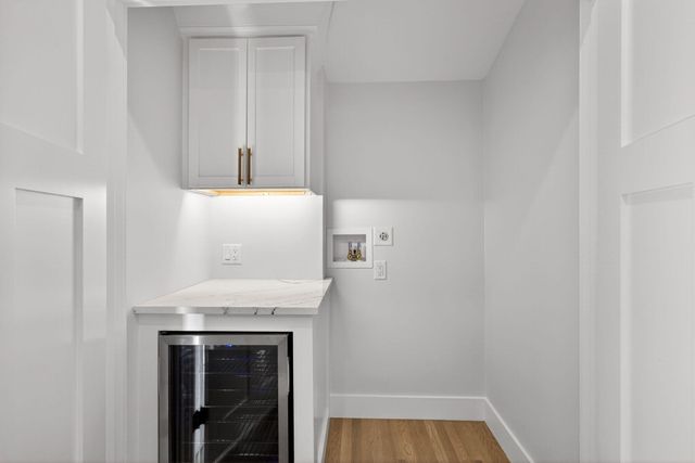 16 Carolyn Lane, East Falmouth, MA 02536