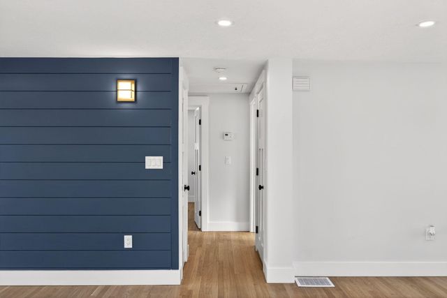 16 Carolyn Lane, East Falmouth, MA 02536