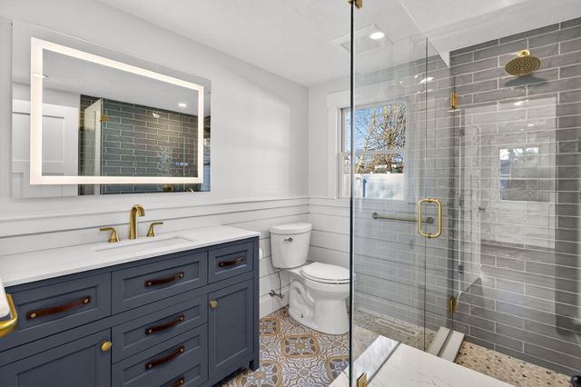 16 Carolyn Lane, East Falmouth, MA 02536