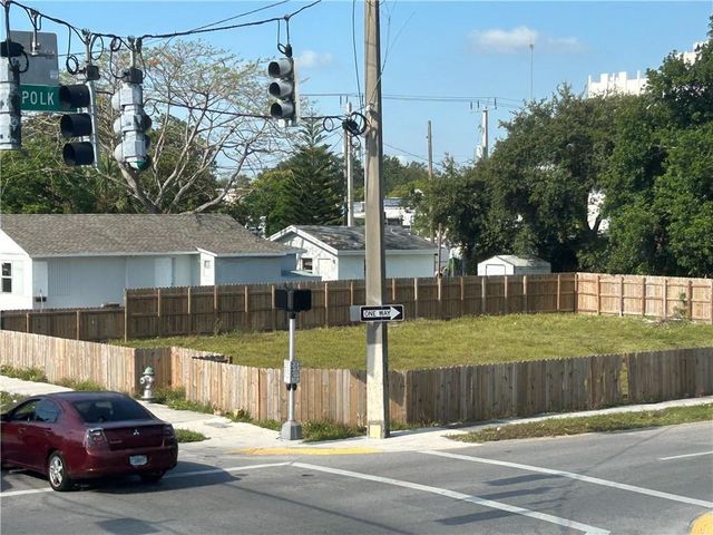 136 N 24th Avenue, Hollywood, FL 33020