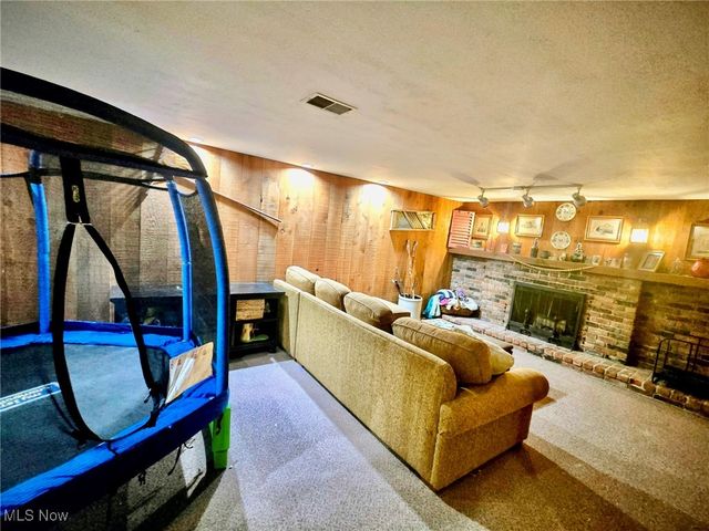 10000 Ravenna Road, Twinsburg, OH 44087