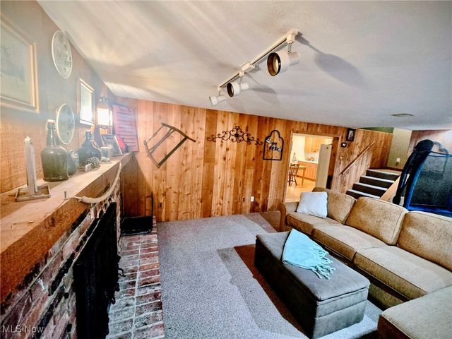 10000 Ravenna Road, Twinsburg, OH 44087