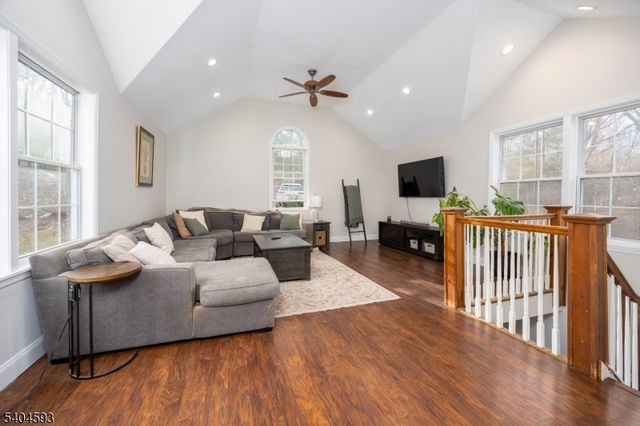 3 Birch Rd, Vernon Twp., NJ 07461