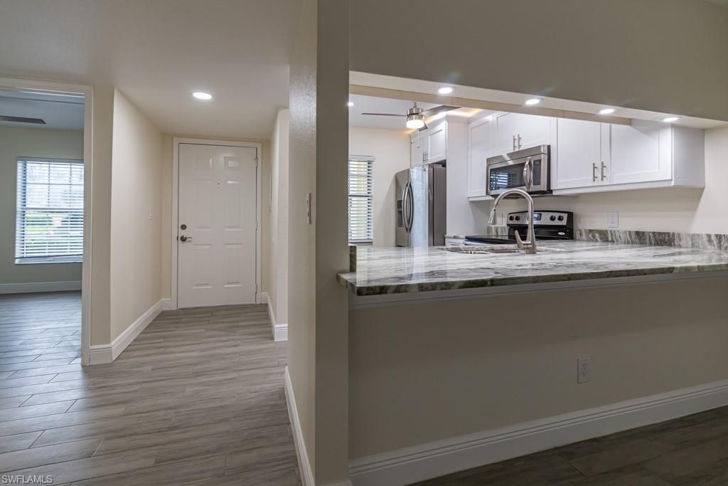 2562 Kings Lake BLVD 102, NAPLES, FL 34112 — photo 5