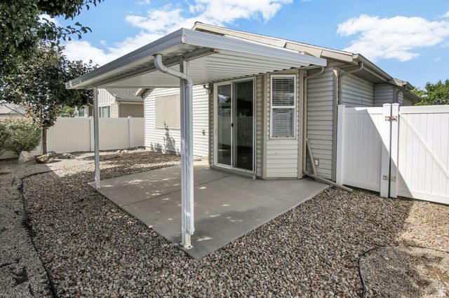 716 N BRADFORD DR, North Salt Lake, UT 84054