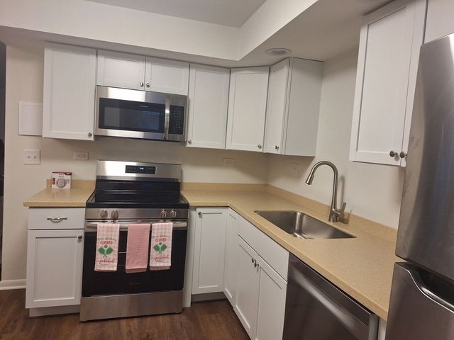 720 N Austin Boulevard GNW, Oak Park, IL 60302