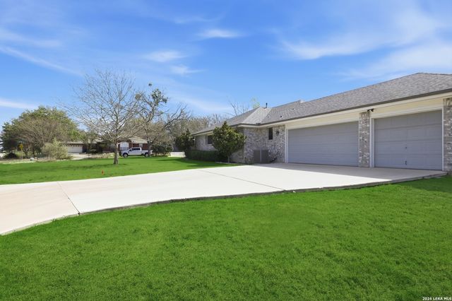 1812 Park Place, New Braunfels, TX 78130