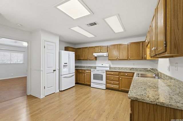 1812 Park Place, New Braunfels, TX 78130