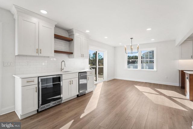 2823 SCHOONER LN, Hammonton, NJ 08037