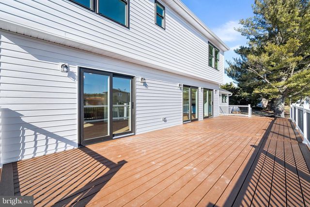 2823 SCHOONER LN, Hammonton, NJ 08037