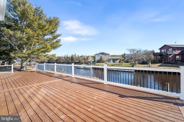 2823 SCHOONER LN, Hammonton, NJ 08037