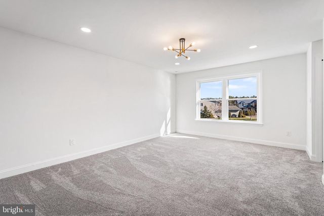 2823 SCHOONER LN, Hammonton, NJ 08037