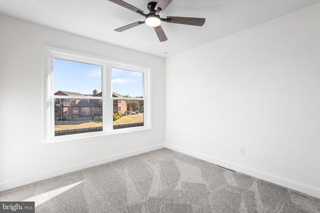 2823 SCHOONER LN, Hammonton, NJ 08037