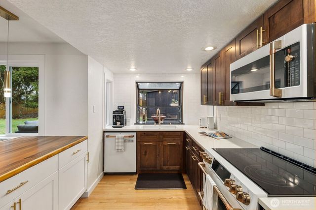 15368 SE 182nd Street, Renton, WA 98058