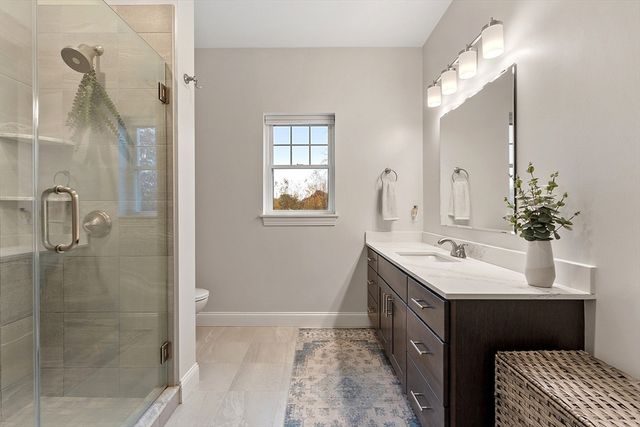 3202 Briarwood Vlg 3202, Clinton, MA 01510