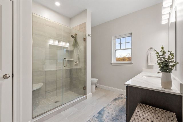 3202 Briarwood Vlg 3202, Clinton, MA 01510