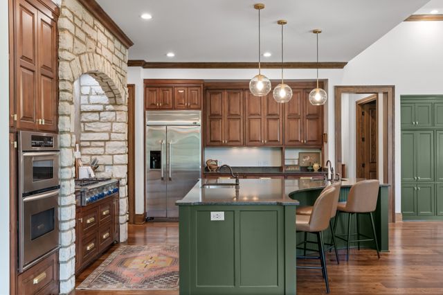 1025 Choate Rd, Dickson, TN 37055