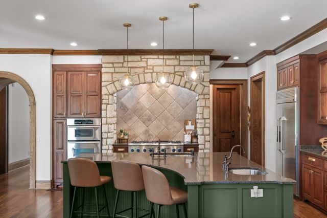 1025 Choate Rd, Dickson, TN 37055