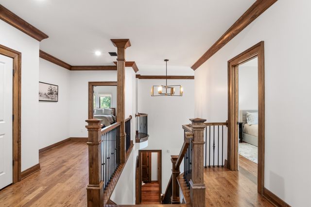 1025 Choate Rd, Dickson, TN 37055