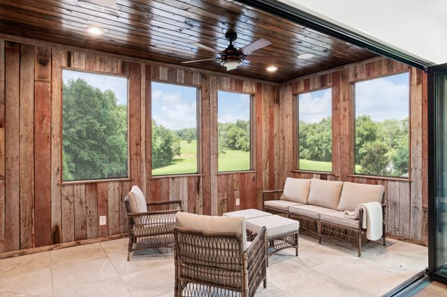 1025 Choate Rd, Dickson, TN 37055