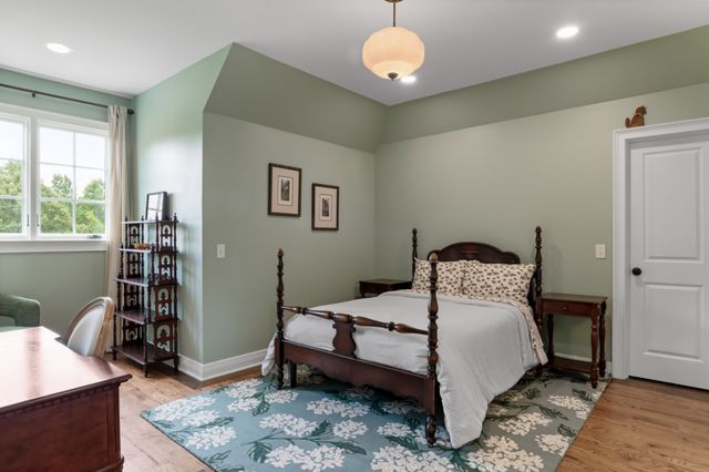 1025 Choate Rd, Dickson, TN 37055