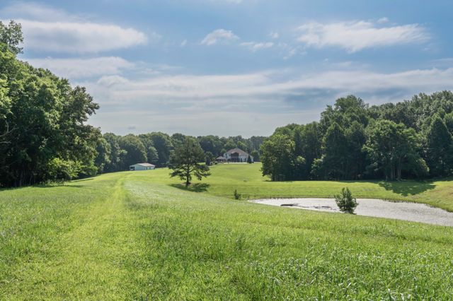 1025 Choate Rd, Dickson, TN 37055