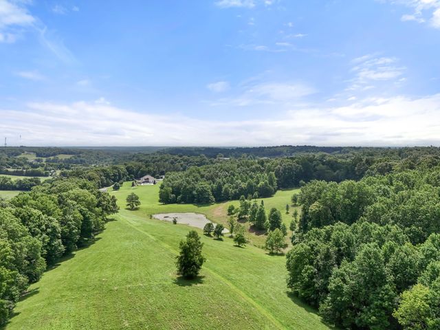 1025 Choate Rd, Dickson, TN 37055
