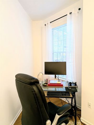 3031 Grand Avenue 218, Des Moines, IA 50312