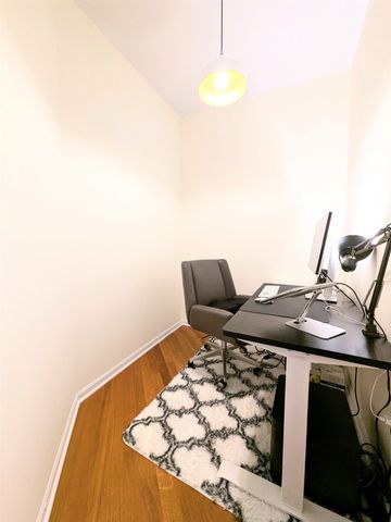 3031 Grand Avenue 218, Des Moines, IA 50312