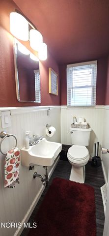 6128 Meadowvale Drive, Toledo, OH 43613