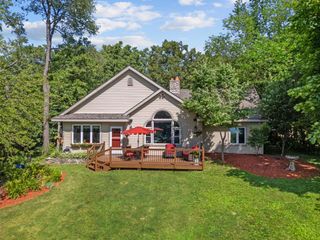 W376S4867 E Pretty Lake ROAD, Dousman, WI 53118