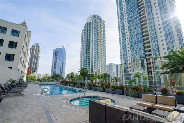 1262 Kettner 2204, San Diego, CA 92101